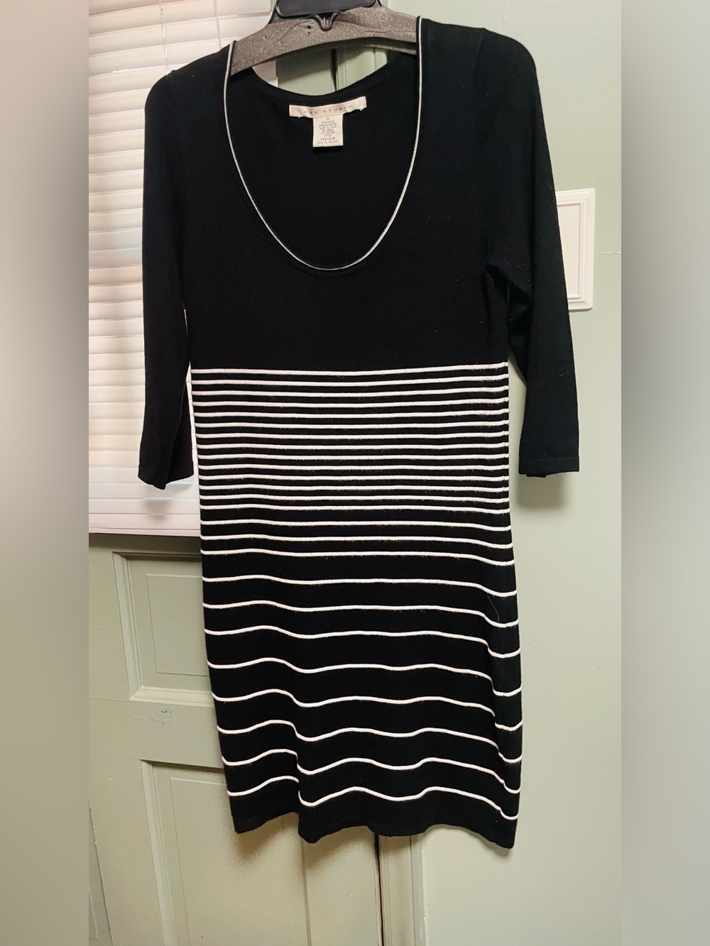 Max Studio Black and White Striped Knit Long Sleeve Dress